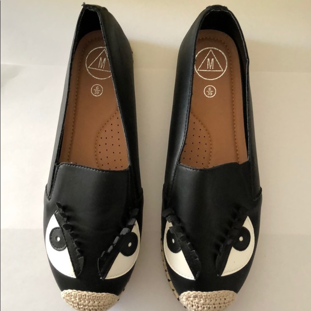 Black shoes with eyes! Yes, eyes!